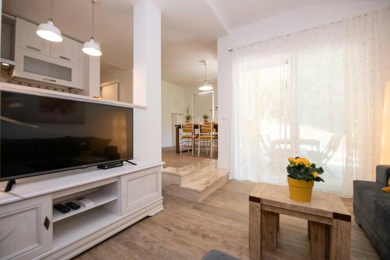 Lägenhet Apartman Villa Katrina Mošćenička Draga